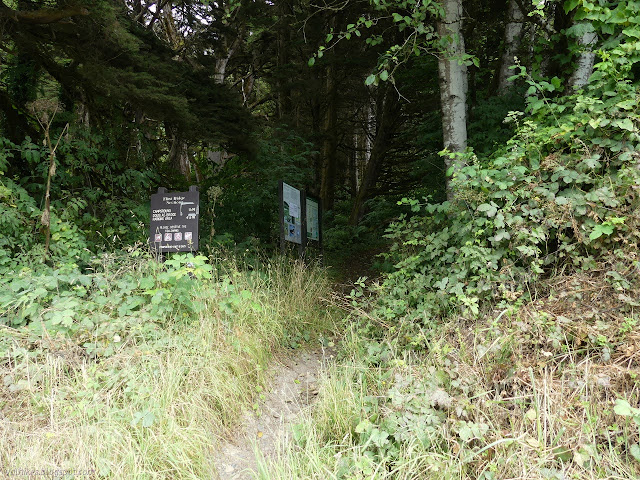 signs at the west trailhead