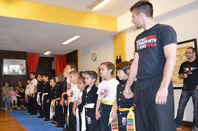 alt="kung fu para niños en mostoles"