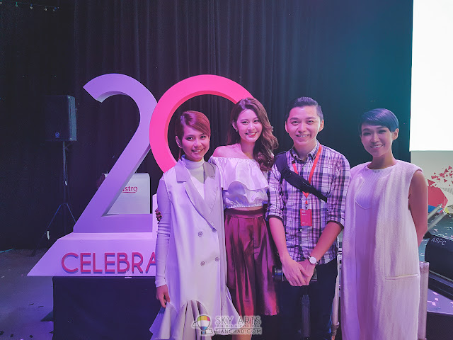 With Geraldine Gan, Denise Lee and Nicole Lai @ Astro's 20th Anniversary Celebrations