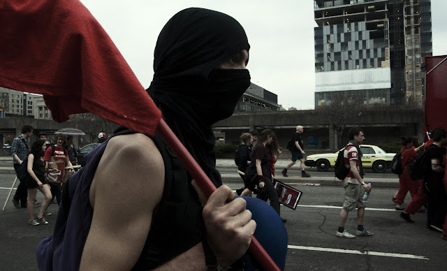 Manifestation contre la hausse des frais de scolarité à Montréal, 22 mars