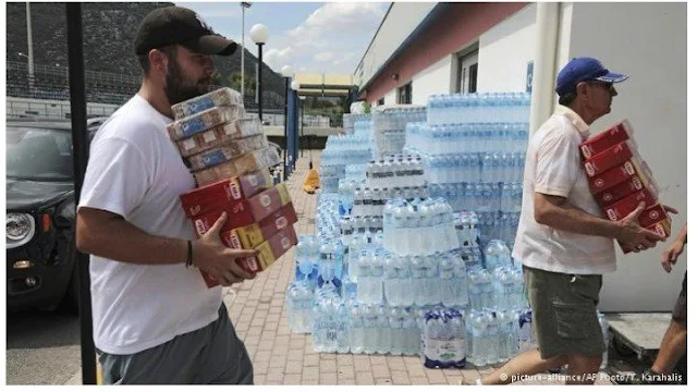 «Τσουνάμι» αλληλεγγύης στους πυρόπληκτους (βίντεο)