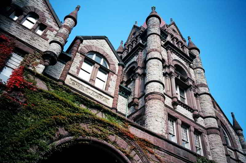 Victoria College Toronto