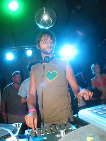 Ricardo Villalobos Luciano Chile 2004