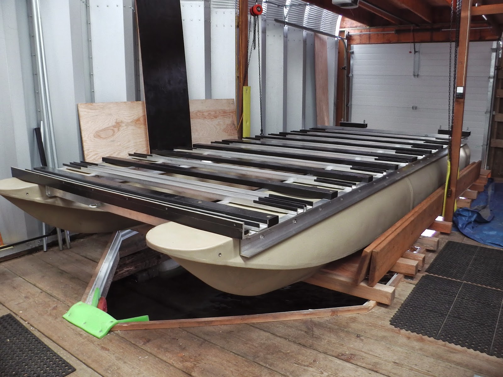 Global Product Reviews: Cool pontoon boat product: Liquid ...
