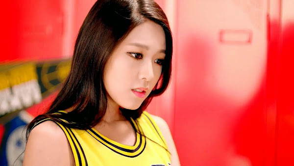 AoA Seolhyun Short Hair