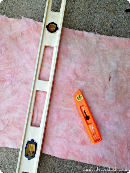 how to cut insulation