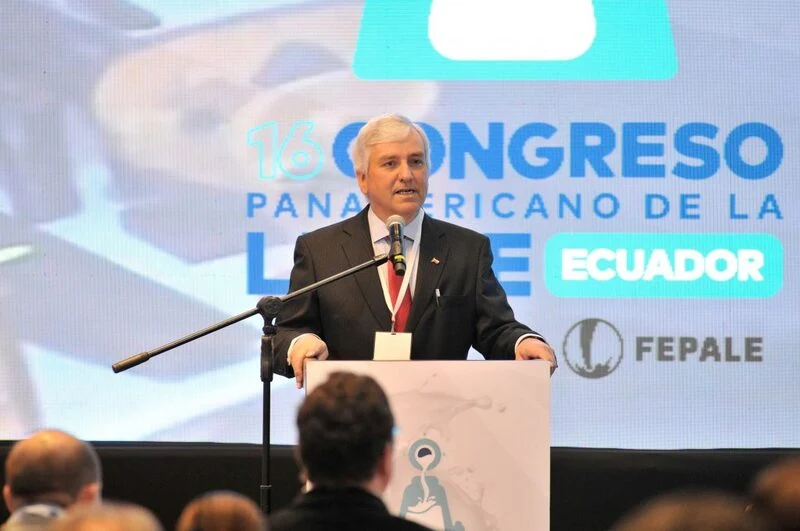 Federación Panamericana de Lechería elige a representante chileno como presidente