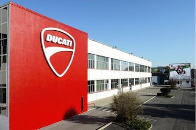 Nilai Kontrak Lorenzo Tembus 25 Juta Euro, Bos Ducati Siapkan motor Khusus Untuk Lorenzo