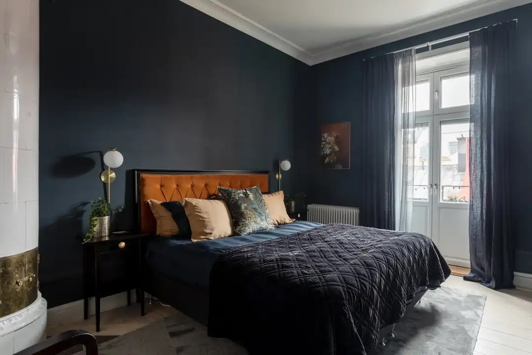 chambre bleu foncé