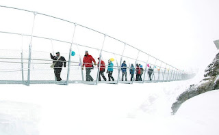 travelers trooped past the bridge