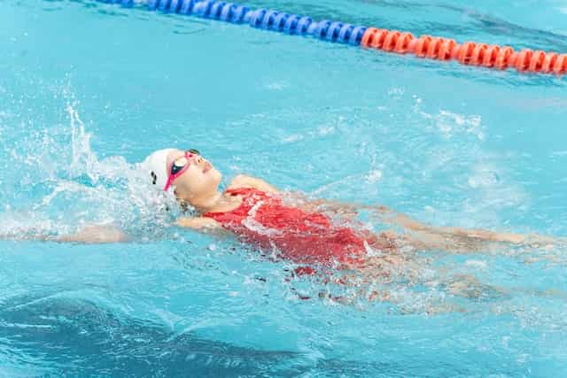 How Many Calories Does Swimming Burn?