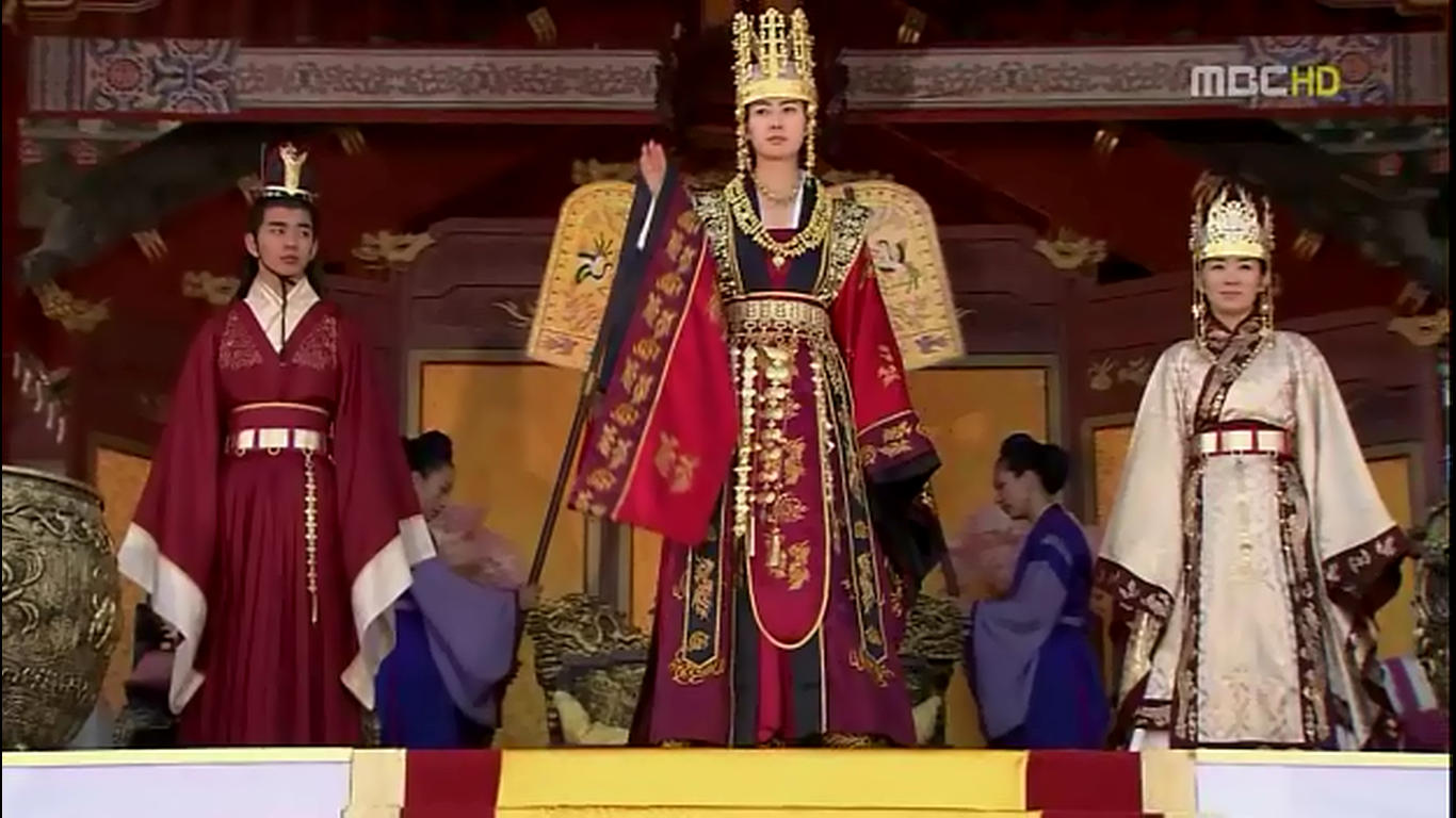 The World According to Bel: Queen Seon Deok vs. Mishil: An 