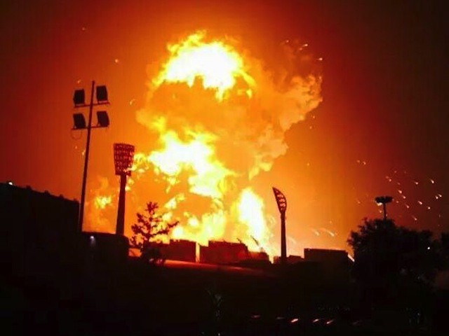 Explosion-of-containers-at-China-city-Tianjin