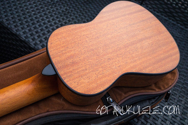 Octopus all solid mahogany soprano ukulele back