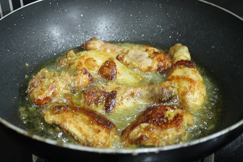 Ayam Goreng Berempah - Azie Kitchen