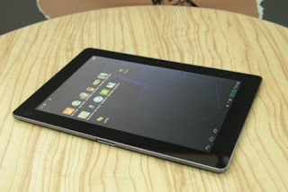 tablet realpad bunaken harga spesifikasi, fitur tablet bunaken, keunggulan tablet pc bunaken dan gambarnya, gadget keren android 4.0 quad core