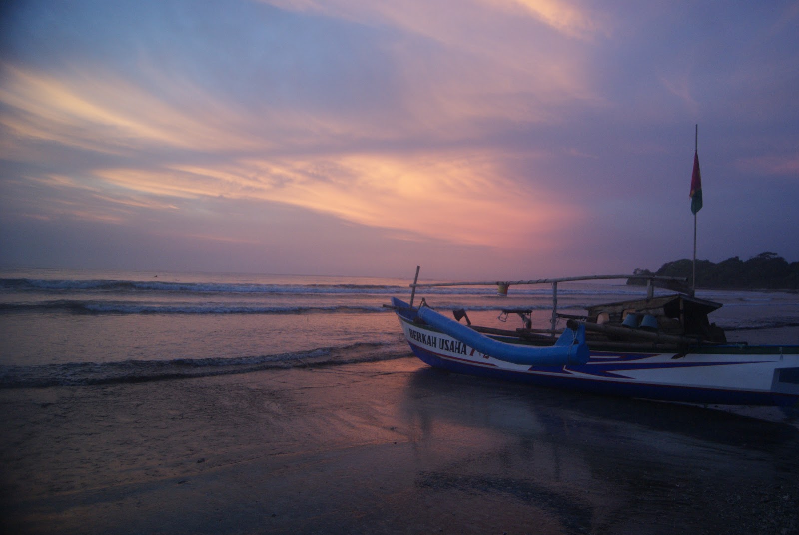  Pantai Ujung Genteng Sukabumi Salah Satu Pantai Indah 