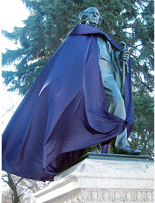 New York Statues Sport Cloaks To Promote NBC's The Cape Seen On lolpicturegallery.blogspot.com