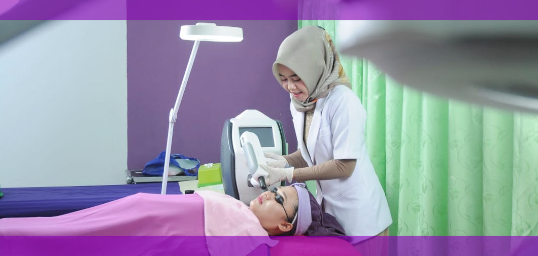 Lowongan Kerja Daerah Kudus terbaru dan terupdate 2020 saat ini Alzena Skincare membuka kesempatan kerja untuk mengisi posisi dan kualifikasi yang dibutuhkan seperti dibawah ini