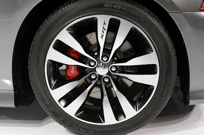 2012 dodge charger wheel