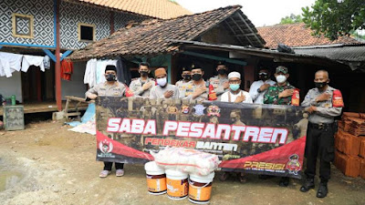 Silaturahmi ke Ponpes Daarul Azkiyah, Kapolresta Tangerang Imbau Santri Tertib Prokes