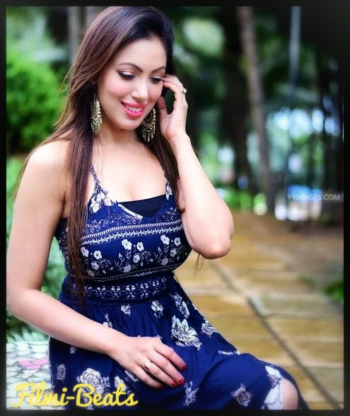 Munmun Dutta wallpaper and biography