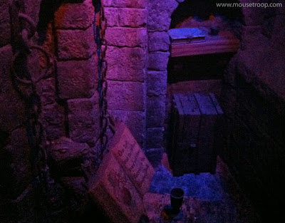 Witch dungeon lab Snow White Disneyland