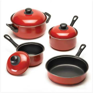 cleaning non-stick cookware