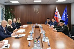 Maruf Amin Bertemu dengan PM Slovakia Denisa Saková