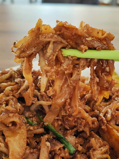 Day_Night_Fong_Sheng_Fried_Kway_Teow_Bukit_Merah_Central_日夜炒粿条_风盛熟食(炒粿条)