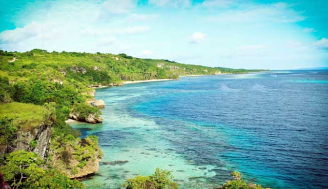  PANTAI TERINDAH DI WAKATOBI