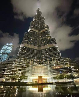 Burj Khalifa .
