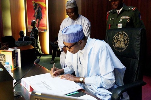 President Buhari Refuses to Sign 2016 Budget, Sends the Document Back to NASS Again