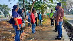 Kanit Binmas Polsek Jatibarang Bersama Anggota Melakukan Pembinaan Dan Penyuluhan Terhadap Pengamen di Lampu Merah PJR Jatibarang Baru