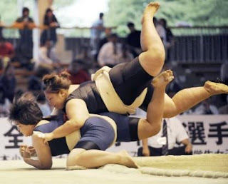 FOTO PERTANDINGAN SUMO WANITA