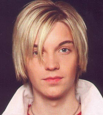 Alex Band hairstyle. Alex Band is a solo musician who is better known as a