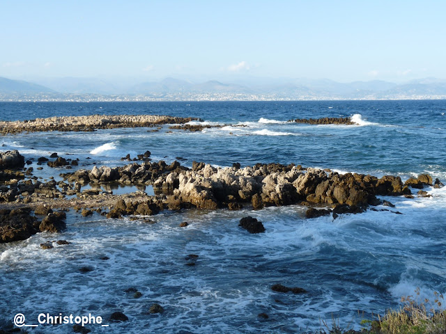 la sentier de Tirepoil à Antibes