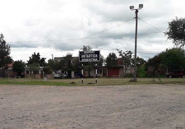 Acto por un nuevo Aniversario del Barrio Antártida Argentina