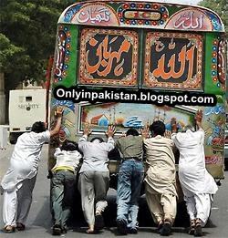 funny Pakistani bus