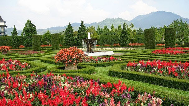 Gambar Taman Bunga Nusantara Jawa Barat