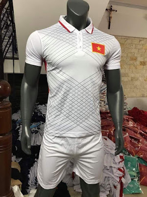Áo đội tuyển Việt Nam đỏ và trắng mới nhất 2017