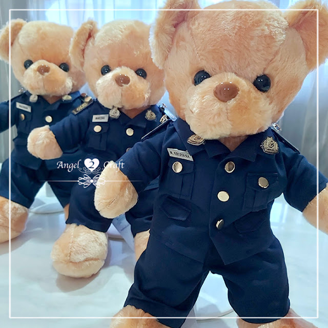 Singapore Customs AngelsBear (with 36cm Gold Big Bear)