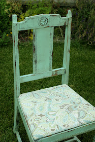 chair and table set painted and recovered http://bec4-beyondthepicketfence.blogspot.com/2011/08/chair-love.html