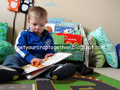 DIY Children's Bookcase by GYCT 