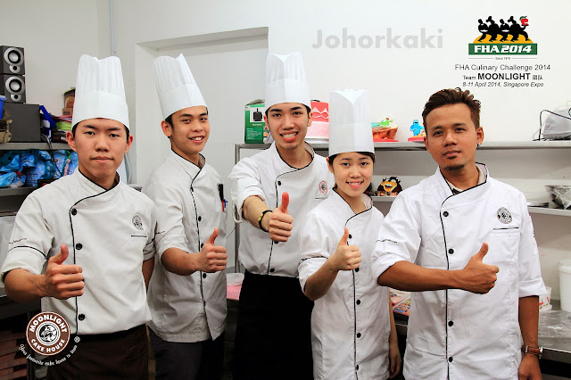 Moonlight-Cake-House-Pride-Johor-Food-Hotel-Asia-FHA-Culinary-Challenge-2014