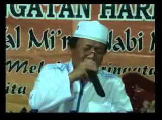 DOWNLOAD MP3 TILAWAH QORI' H. MUAMMAR ZA SURAT AL HASYR