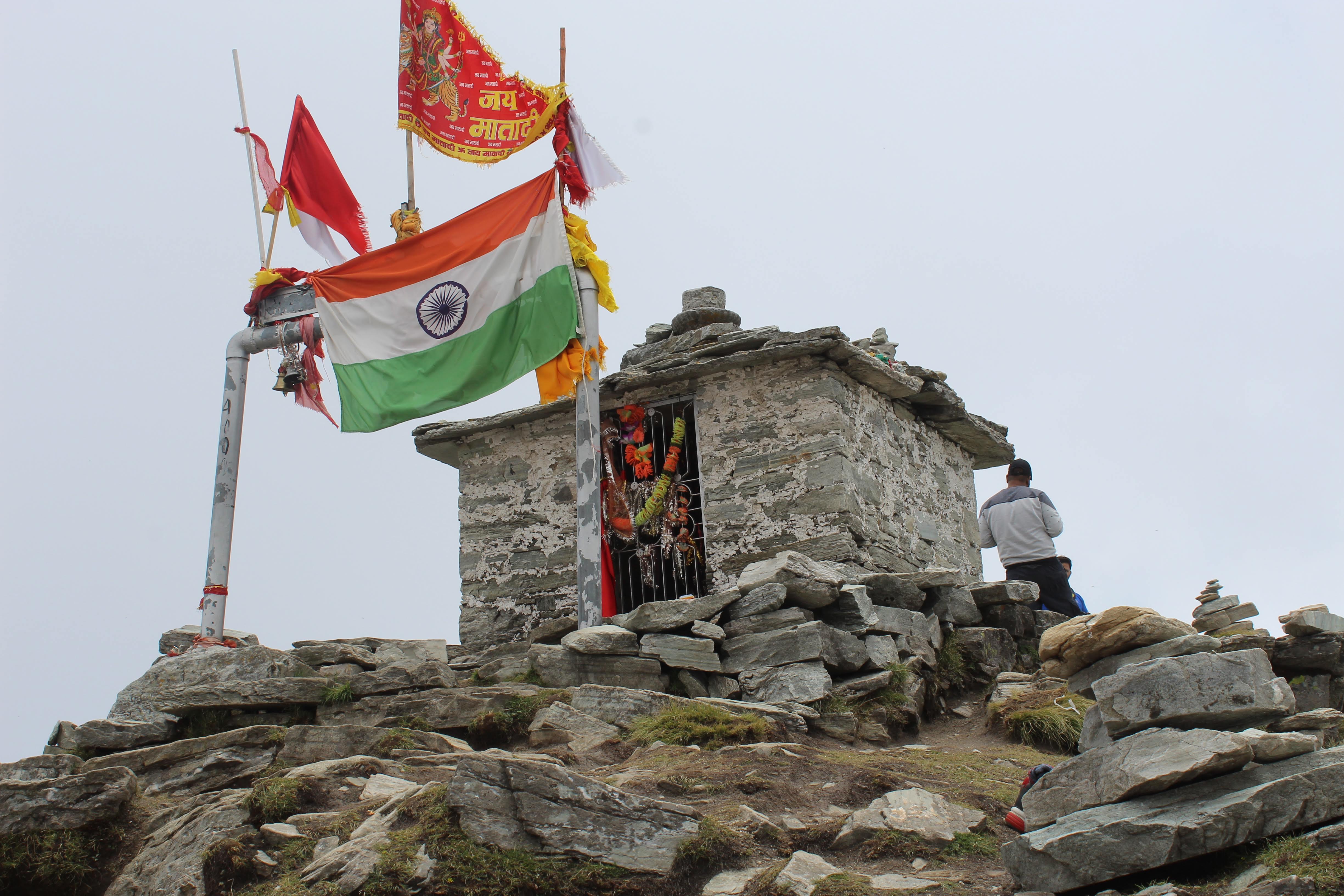 Temple at Chandrashila peak