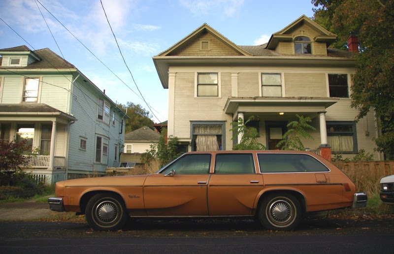 tags Oldsmobile seventies Vista Cruiser wagons