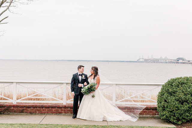 Chesapeake Bay Beach Club Winter Wedding photographed by Heather Ryan Photography