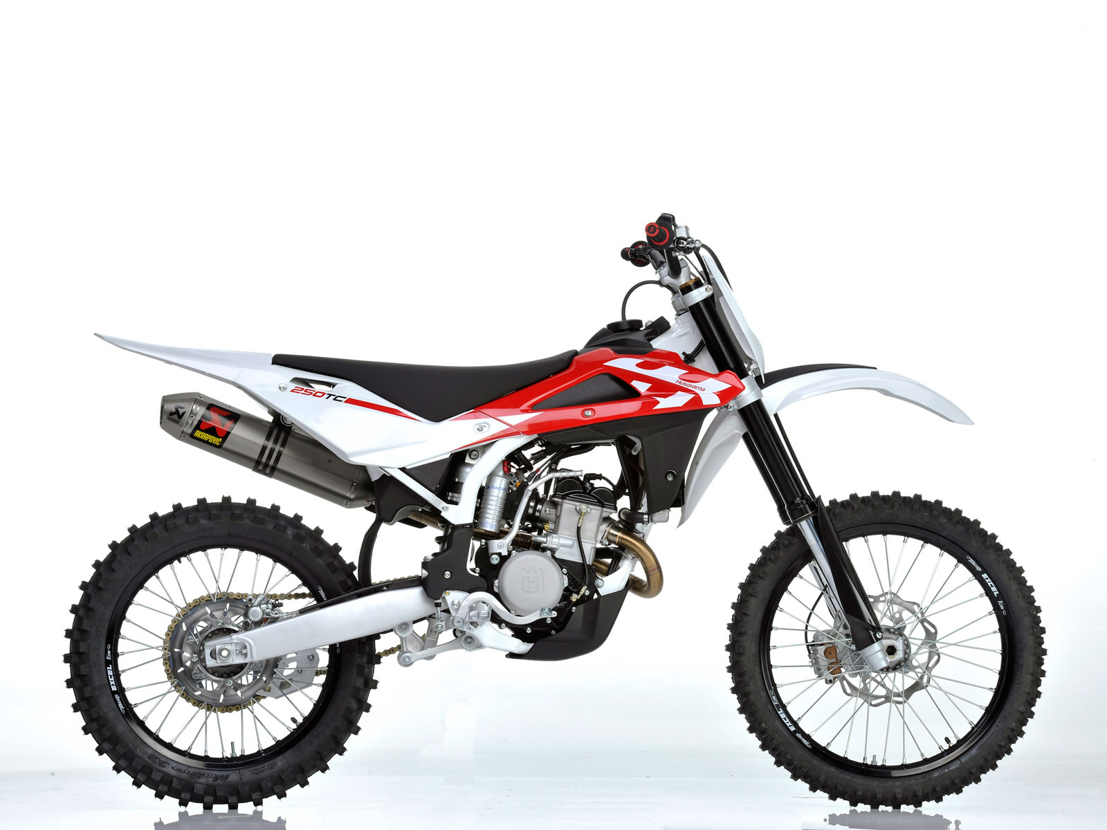 ulum motorcycles: 2010-2011 The HUSQVARNA TC-